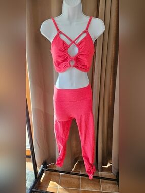 Bombshell Sportswear Watermelon Punch Set Loop Luxe Bra Top + Form Flex Leggings